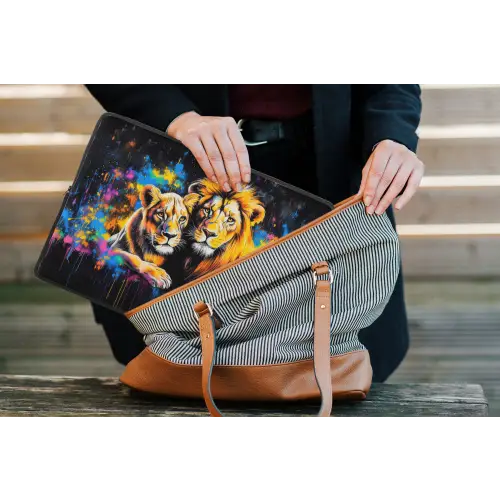 Leeuwen - Schilderij - Kleuren laptophoes neopreen klein -tas