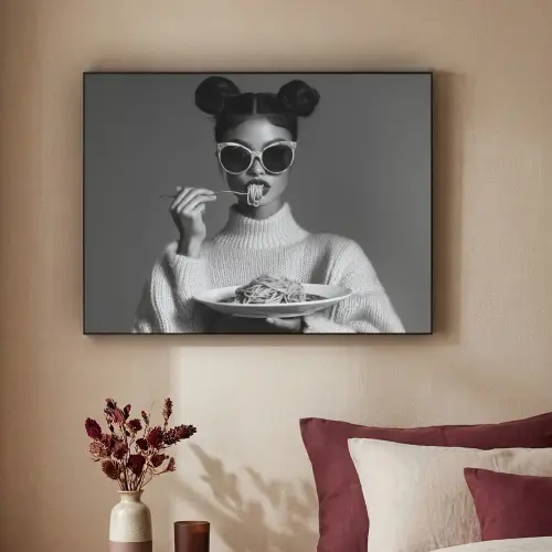 Vrouw - Pasta - Zonnebril Textielframe zwart klein -sfeer1
