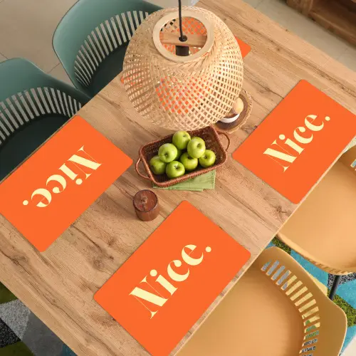 Oranje - Gebroken wit - Nice Placemat vinyl groot -zzsfeer5_Kitchenyeah-website