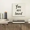 Minimalistisch - Beige - Love aluminium wit klein -sfeer1