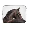 Portret - Paard - Elegant laptophoes neopreen klein -3d