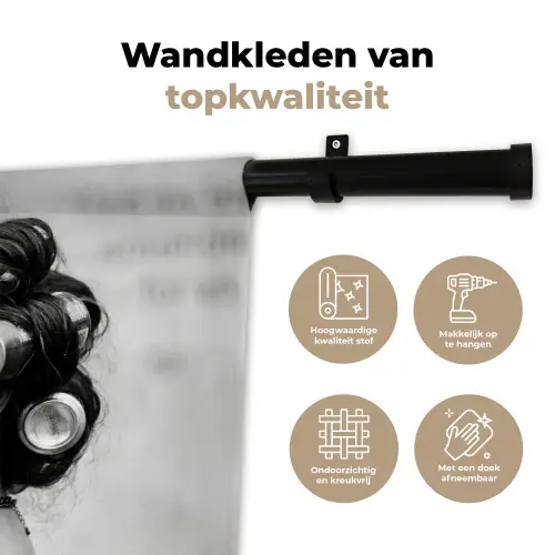 Edgy - Vrouw - Zwart - Wit Wandkleed katoen klein -sfeer2