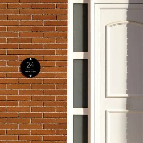 Zwart vlak - Klassiek Naambord Rond klein -sfeer3-rond-XS