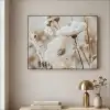 Bloemen - Winter - Wit - Sneeuw - Beige Textielframe zwart klein -sfeer2