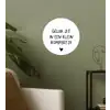 Spreuken - Quotes - Geluk zit in een klein rompertje Wandcirkel behangsticker klein -sfeer2