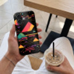 Piramides - Cirkels - Neonkleuren - Geometrisch Toughcase MagSafe Apple iPhone 17 klein -Sfeer1M