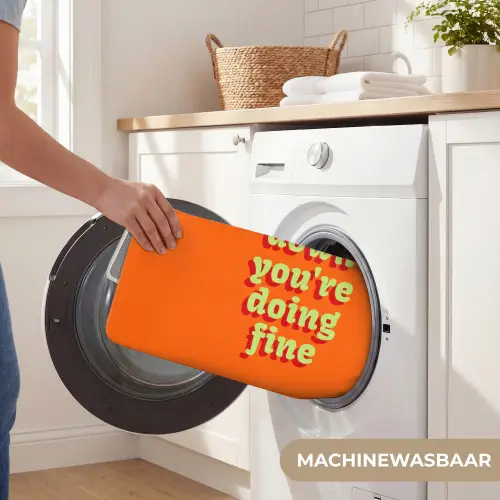 Oranje - Slow down you're doing fine - Retro Badmat klein -USP_WasbaarNL