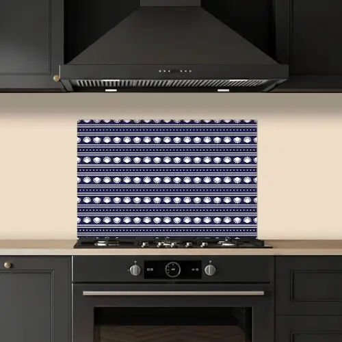Schelp - Nautisch - Blauw - Wit keuken achterwand spatscherm klein 900 -sfeer1
