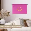 Smiley - Vrolijk - Roze Wandkleed katoen klein -sfeer1