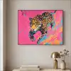 Luipaard - Roze - Oranje - Blauw - Verf Textielframe zwart klein -sfeer2