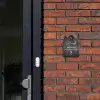 Donker hout - Sierlijk Naambord Huisje klein -sfeer2