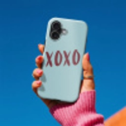XOXO - Blauw - Rood Toughcase MagSafe Apple iPhone 17 klein -Sfeer1V