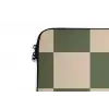 Schaakbord print - Groen - Beige - Blokjes laptophoes neopreen klein -detail