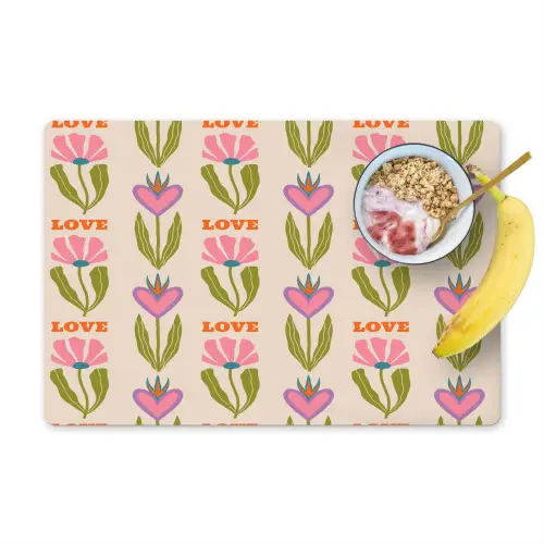 Love - Patroon - Bloemen - Hartjes Placemat vinyl groot 368 -zzzproduct_Kitchenyeah-website