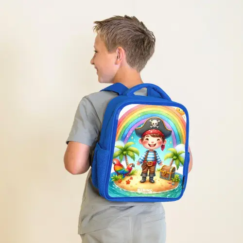 Piraat op een eiland met een schat Kinderrugzak - Blauw middel -sfeer2