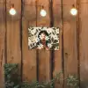 Illustratie - Vrouw - Madeliefjes - Wit tuinposter los doek klein -sfeer1