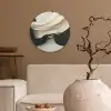 Vrouw - Beige - hoed Wandcirkel plexiglas klein -sfeer1