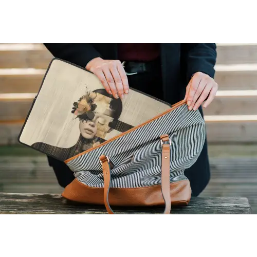 Gezicht - Bloemen - Zwart - Vrouw laptophoes neopreen klein -tas