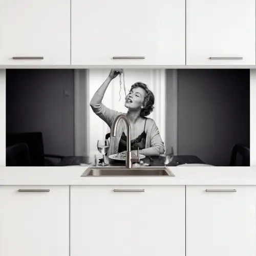 Vrouw - Spaghetti - Zwart - Wit keuken achterwand 2 middel -3d