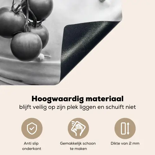 Tomaten - Chef - Zwart - Wit Inductie beschemer met haakjes klein -ky-onderkant-nl