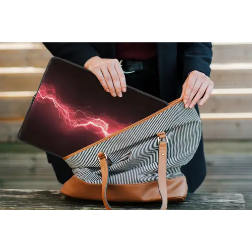 Gaming - Rood - Elektriciteit - Energie  - Lijn laptophoes neopreen klein -tas