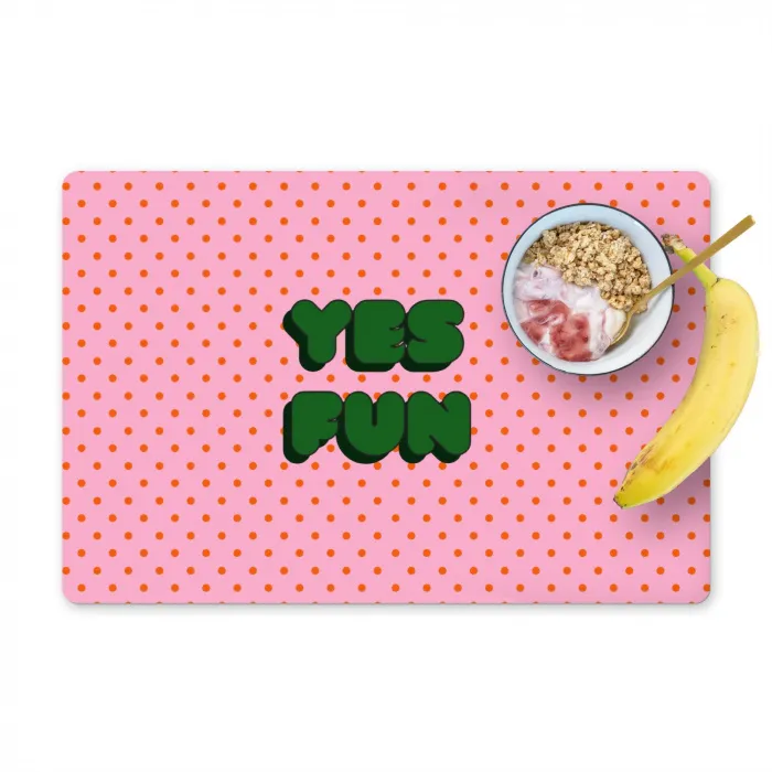 Yes fun - Groen - Roze - Stippen Placemat vinyl groot -zzzproduct_Kitchenyeah-website
