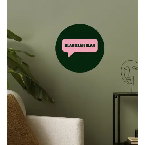Tekstwolk - BLAH BLAH BLAH - Roze Wandcirkel behangsticker klein -sfeer2