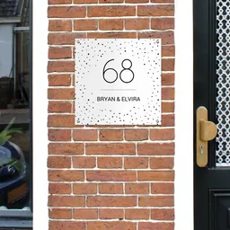 naambordje-stippen-sfeer-1-2.png
