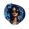 Vrouw - Blauw - Bloemen - Vlinders - Natuur Wandcirkel Organisch Plexiglas middel -3d