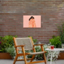 Meisje - Deken - Gestreept - Oranje Tuinposter op houten frame 2 cm dik klein -sfeer3