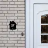 Zwart met stippen - Traditioneel Naambord Huisje klein -sfeer1