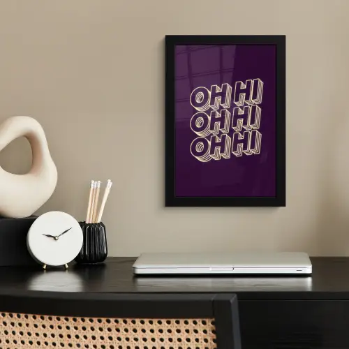 Oh hi - Paars - 3D fotolijst zwart zonder passe partout klein -sfeer1