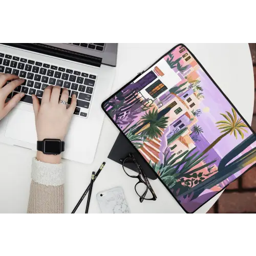 Huizen - Minimalistisch - Palmbomen - Kust laptophoes neopreen klein -bureau