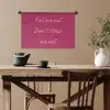 eat me out don't stress me out - Roze - Minimalistisch Wandkleed katoen klein -sfeer6