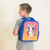 Kleine eenhoorn met regenboog kleuren Kinderrugzak - Blauw middel -sfeer2