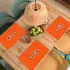 Cool - Stippen - Oranje Placemat vinyl groot -zzsfeer5_Kitchenyeah-website