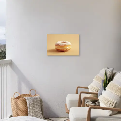 Donut - Romig - Poedersuiker - Beige Tuinposter op houten frame 2 cm dik klein -sfeer1