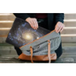 Kosmos - Sterrenstelsel - Donker laptophoes neopreen klein -tas