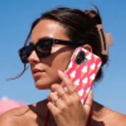 Softijs - Horentje - Roze Toughcase MagSafe Apple iPhone 17 klein 1017 -Sfeer2V