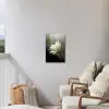 Wit - Lotus - Donker - Bloem Tuinposter op houten frame 2 cm dik klein -sfeer1