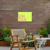 Groen - Smiley - Bonjour - Roze Tuinposter op houten frame 2 cm dik klein -sfeer3