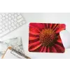 Close up - Bloem- Rood muismat rubber klein -witbureau