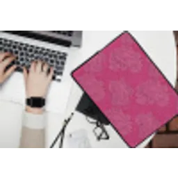 Pioenrozen - Energiek - Roze laptophoes neopreen klein 279 -bureau