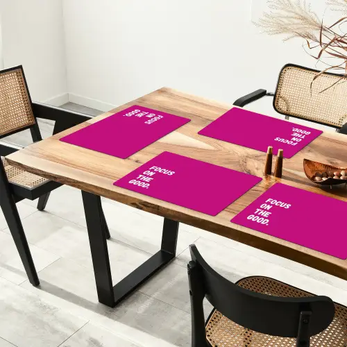 Focus on the good - Roze - Simple Placemat vinyl groot -zzsfeer4_Kitchenyeah-website