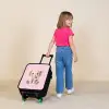 Olifant - Baby - Blosjes - Illustratie Kinderkoffer - Zwart klein -sfeer1