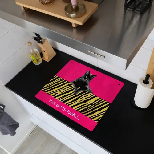 Kat - Baas - Roze - Tijgerprint Inductie beschemer met haakjes middel -sfeer1