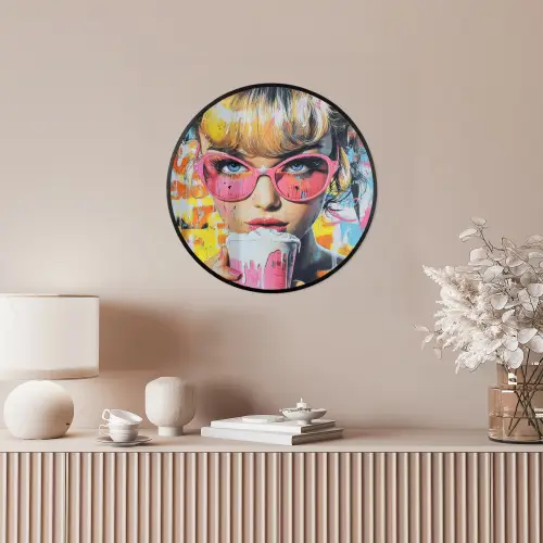 Expressief - Milkshake - Vrouw - Felle kleuren Fotolijst rond zonder passe partout klein -sfeer3