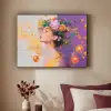 Abstract - Vrouw - Bloemenkroon - Goud Textielframe zwart klein -sfeer1