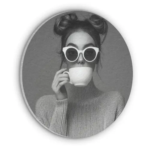 Vrouw - Koffie - Zwart - Wit Akoestische PET Vilt - Rond klein -3d