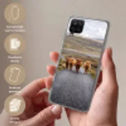 Schotse Hooglanders - Weg - Landschap - Kudde Telefoonhoesje Samsung Galaxy A12 klein -sfeer3_NL